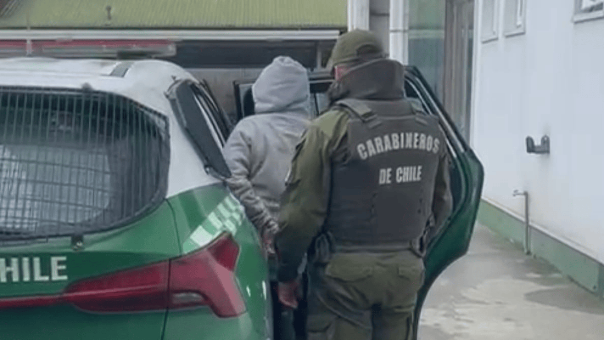 Alerce: Carabineros detiene a tres prófugos de la justicia en Puerto Montt