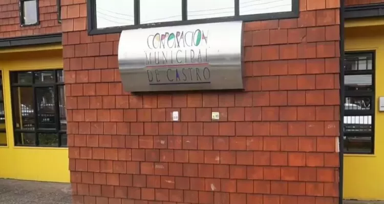 PDI incautó computadores desde el municipio de Castro en investigación por irregularidades financieras y administrativas