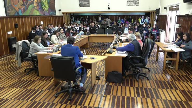 No se concretó sesión extraordinaria del Concejo Municipal de Puerto Montt que buscaba destituir a administrador Orellana
